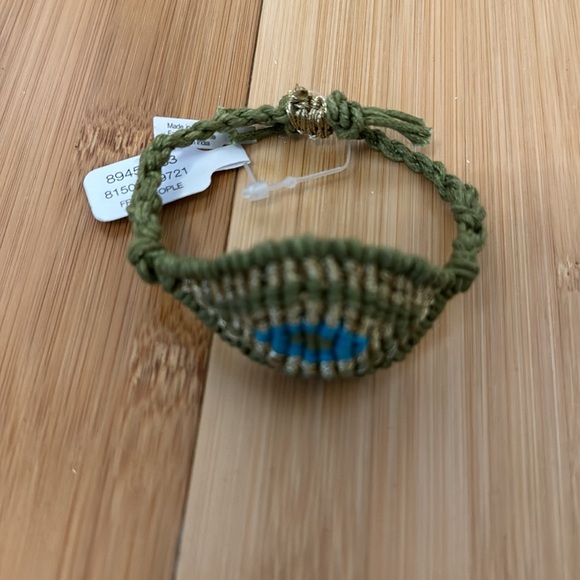 Camp Braided Bracelet - Picture 4 of 6